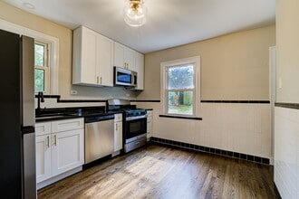 1032 Charleville Ave in St. Louis, MO - Building Photo - Building Photo