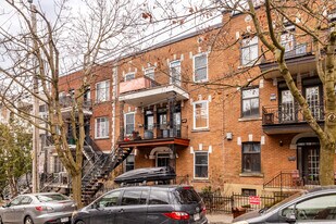 2540-2548 Chapleau St in Montréal, QC - Building Photo