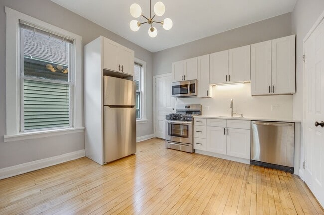 1346 W Webster Ave in Chicago, IL - Building Photo - Building Photo