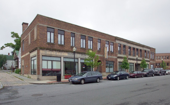 37-39 N 6th St in New Bedford, MA - Building Photo - Building Photo
