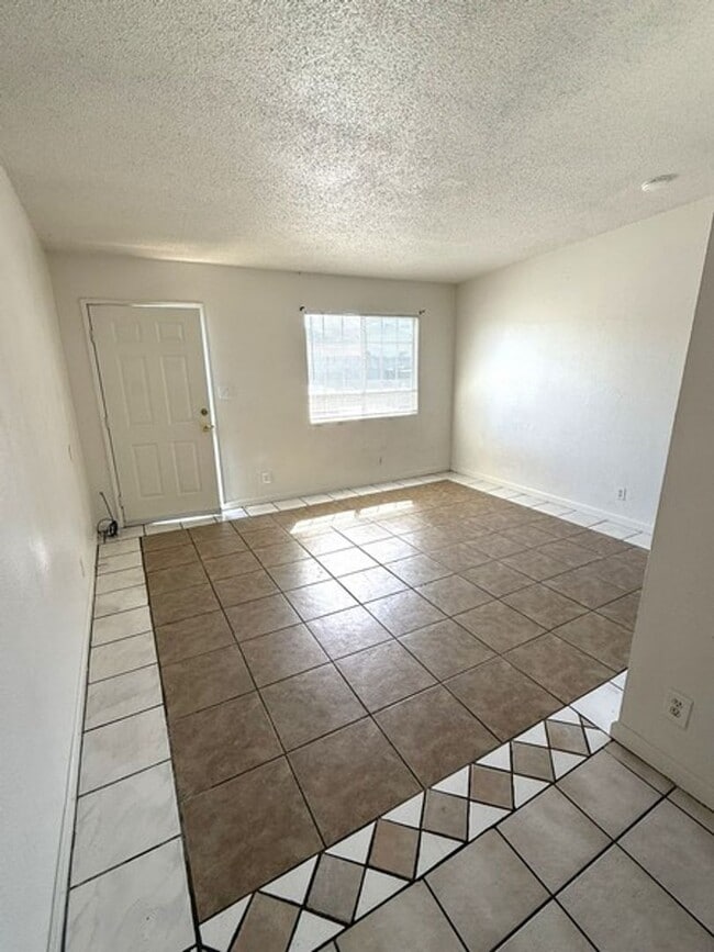4522 11th St in Guadalupe, CA - Building Photo - Building Photo