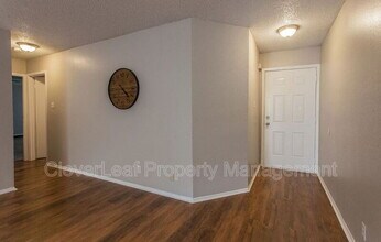4961 Champlain Dr in San Antonio, TX - Building Photo - Building Photo