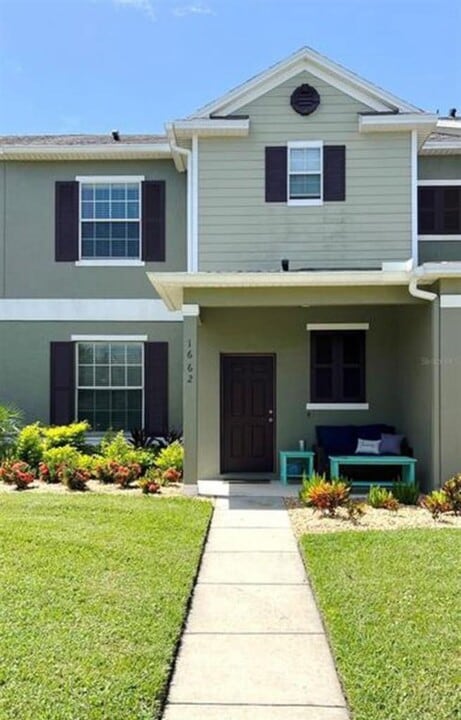 1662 Buckeye Falls Way in Orlando, FL - Foto de edificio