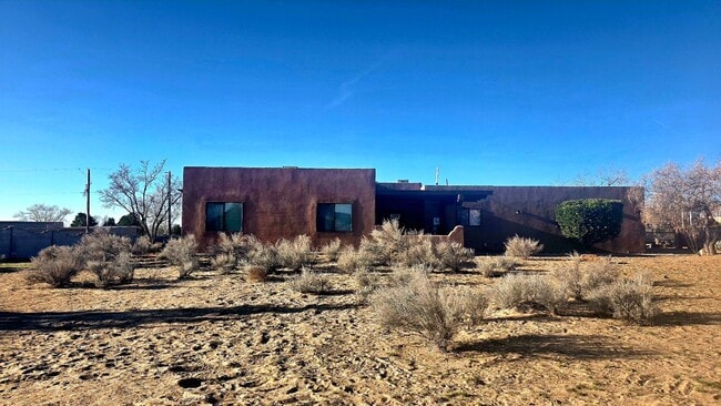99 Cielo Azul in Corrales, NM - Building Photo - Building Photo