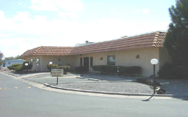 Silverlake Estates in Tucson, AZ - Building Photo - Building Photo