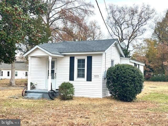 5373 Potomac Dr in King George, VA - Building Photo