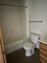 158 Mykayla Ln, Unit 03 in Harrisville, WV - Building Photo - Building Photo