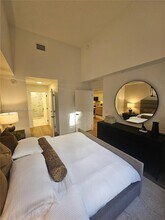 1650 NE 124th St in North Miami, FL - Building Photo - Building Photo