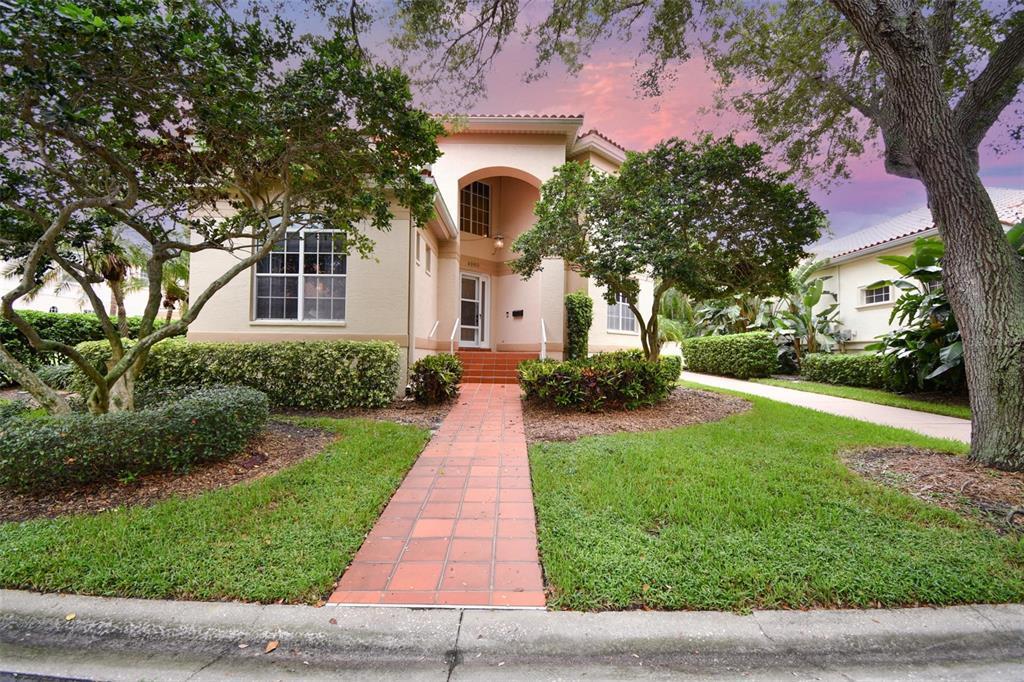 4960 Sandpiper Ln S in St. Petersburg, FL - Building Photo