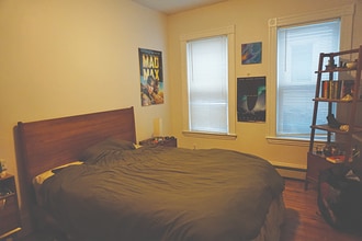 2 Greenwood Ter, Unit 2-01 in Somerville, MA - Building Photo - Building Photo