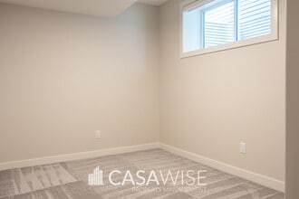 570 Kleins Cres in Leduc, AB - Building Photo - Building Photo
