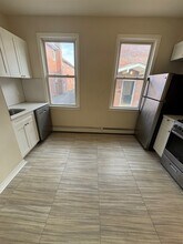 92 Maple St, Unit 2 in Garfield, NJ - Building Photo - Building Photo