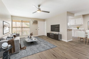 Erie-Holt in Pomona, CA - Building Photo