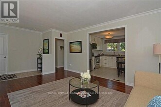 21 Hiley Ave in Ajax, ON - Building Photo - Building Photo