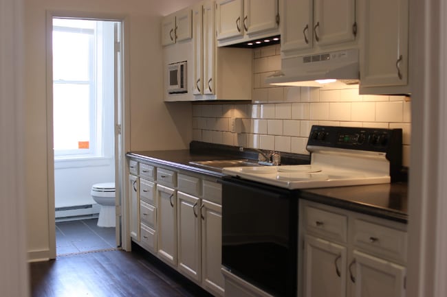 55 W Louther St in Carlisle, PA - Foto de edificio - Building Photo