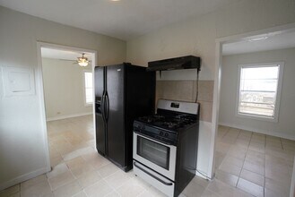 424-426 Natalen Ave in San Antonio, TX - Building Photo - Building Photo