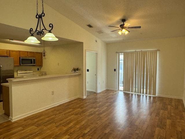 7920 Merrill Rd, Unit 2011 in Jacksonville, FL - Foto de edificio - Building Photo