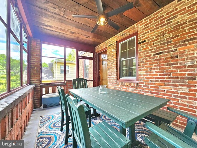 property at 3410 15th St N