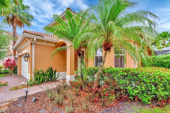 property at 5859 SE Split Oak Trail