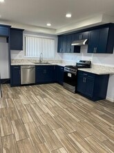 1249 E Bastanchury Rd in Fullerton, CA - Building Photo - Building Photo