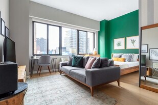 535 W 23rd St, Unit SI FL6-ID2045 in New York, NY - Building Photo