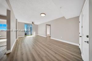 185 SE 14th Terrace in Miami, FL - Building Photo - Building Photo