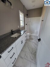 165 Lakeshire Dr, Unit 2203 in Crossville, TN - Building Photo - Building Photo