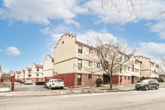 53 Utica Ave in Brooklyn, NY - Building Photo - Primary Photo