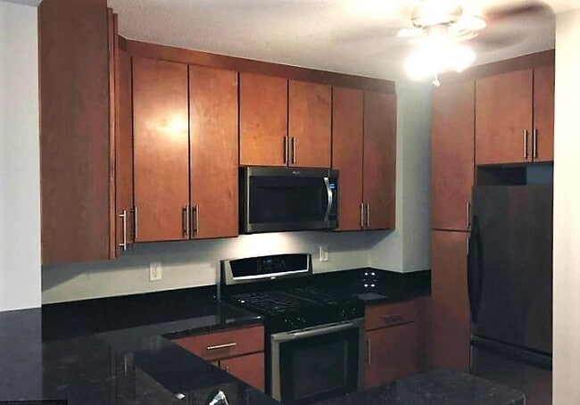 property at 915 E St NW