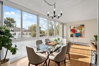 6 Seville Way in San Mateo, CA - Building Photo - Building Photo