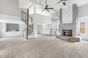 11610 Lane St in Houston, TX - Building Photo