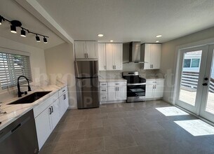 510 S Hickory St in Escondido, CA - Building Photo - Building Photo