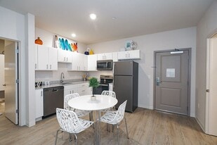 WaterWalk Plymouth in Plymouth, MN - Building Photo