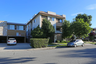 627 Orange Grove Ave Apartments