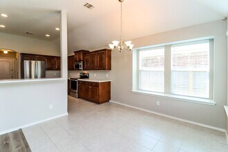 2504 Wakecrest Dr in Fort Worth, TX - Building Photo - Building Photo
