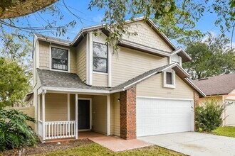 10019 Creekwater Blvd, Unit 1121 in Orlando, FL - Foto de edificio - Building Photo