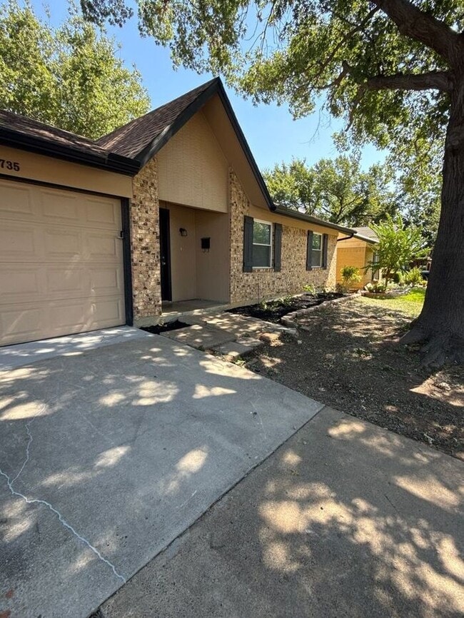 1735 Cedar Keys Dr in Lewisville, TX - Building Photo - Building Photo