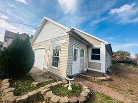 40 Evergreen St in Rochester, NY - Building Photo