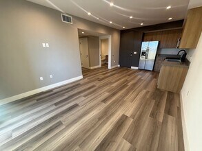 11155 Huston St in Los Angeles, CA - Building Photo - Building Photo