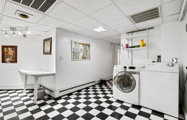 property at 306 Commonwealth Ave