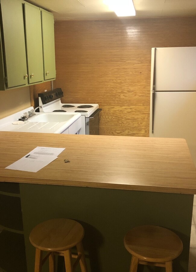 property at 503 W 20th St