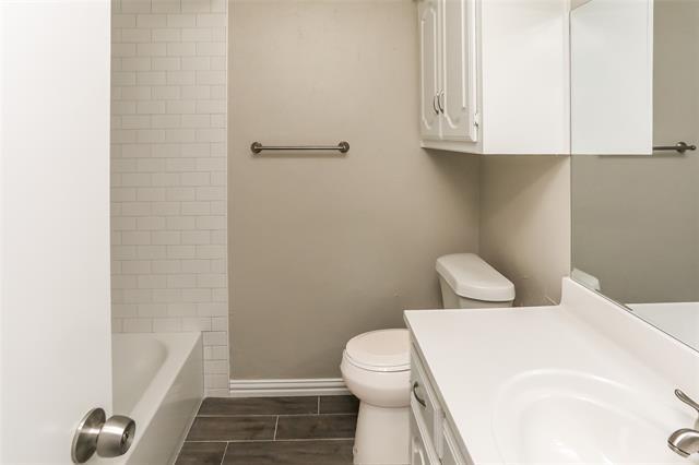1134 Cedar Ridge Cir in Desoto, TX - Building Photo - Building Photo
