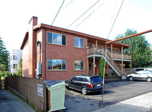 Fremont Park in Seattle, WA - Building Photo - Building Photo