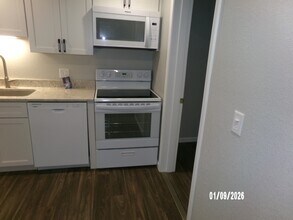 Montrose Square in Fort Wayne, IN - Foto de edificio - Building Photo