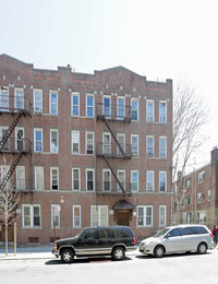 3010 Holland in Bronx, NY - Foto de edificio - Building Photo