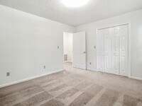 302 Wildmarsh Rd photo'