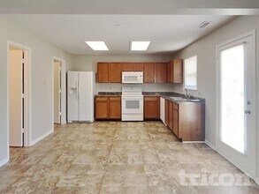 5632 N Jefferson Dr in McCordsville, IN - Foto de edificio - Building Photo