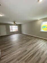 734 S Walnut St in Howell, MI - Building Photo - Building Photo