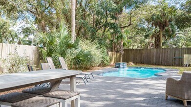 2100 Waterway Blvd in Isle Of Palms, SC - Building Photo - Building Photo