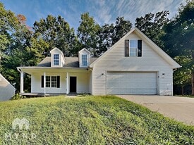 5106 Bird Rd in Gainesville, GA - Building Photo
